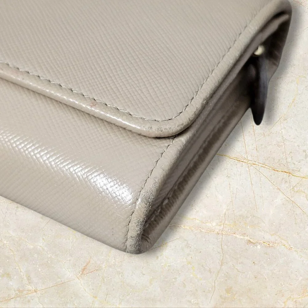 Prada milano saffiano